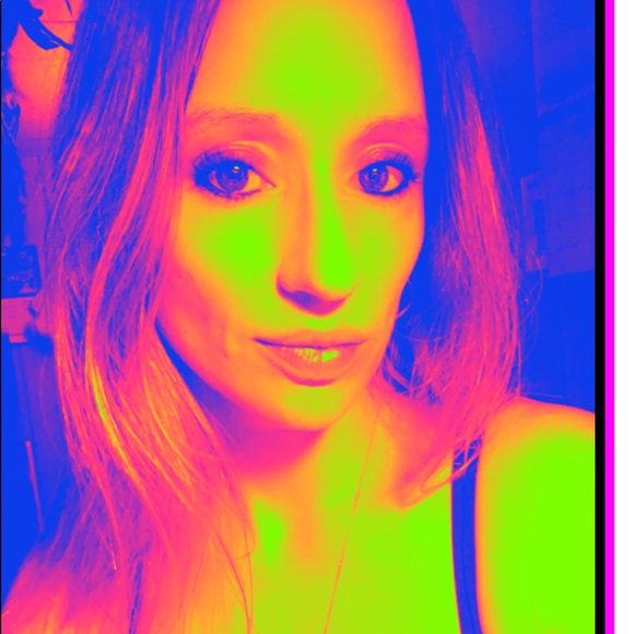 Meet your Posher, Kelly - Picture 1 of 1